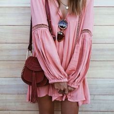 Find More at => http://feedproxy.google.com/~r/amazingoutfits/~3/19auqsz0-M0/AmazingOutfits.page Mode Hippie, Estilo Hippie, Boho Style Outfits, Mode Boho, Bohol, Easy Style, Pink Boho, Boho Stil, Inspiration Mode