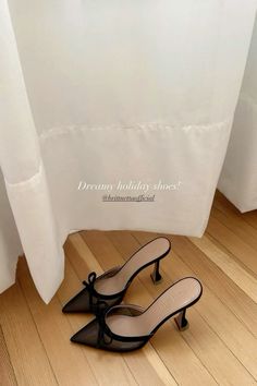 Pretty Heels Classy, Elegant Shoes Classy, Hak Tinggi, Statement Heels, Vacation Shoes, Holiday Shoes