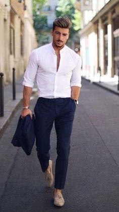 Navy Dress Shirt, Frugal Male Fashion, Sweat Vintage, Boss Style, Latest Clothes For Men, Mens Business Casual Outfits, Formal Men Outfit, Men Fashion Casual Shirts