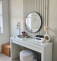 Makeup table, ideas for bedroom, Cosy Ikea Bedroom, Dressing Decoration Ideas, Makeup Bedroom Ideas, Bedroom Decor Vanity, Dressing Room Office Ideas, Makeup Office Room Ideas, Bedroom Dressing Room Ideas, Vanity In Bedroom Ideas, Dressing Room In Bedroom