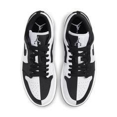 Let classic style slip into your wardrobe with the Air Jordan 1 Low SE Homage White Black (Women). The shoe’s design makes reference to the 2018’s Air Jordan 1 High OG Homage and features a unique split pattern of design. On each lateral side, tumbled leather is decorated with a mix of black overlays and accents. Look to the shoe’s medial sides and you’ll find reversed overlays adorning the nylon tongues—tongues which also feature say Jumpman’s tongue tags. Making the design bolder yet still timelessly stylish are white midsoles that offer perfect balance against black rubber outsoles. A perfect combination of homage-inspired design elements mean this must-have piece of iconic fashion won't recently be surpassed. Make it yours today! Logo Wings, Wmns Air Jordan 1, Jordan Low, Jordan Model, Jordan 11 Retro Low, Womens Air Jordans, Jordan 1 High Og, Jordans Women, Air Jordan 6