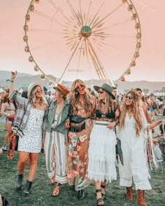 Coachella Outfit Boho, Moda Coachella, Coachella Theme, Bohemian Schick, Cochella Outfits, Coachella Party