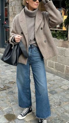 Vinter Mode Outfits, Looks Jeans, Look Adidas, Looks Pinterest, Corporate Outfits, Outfits With Converse, Mode Casual, Looks Street Style, Looks Chic