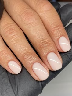 Biab Nails, Natural Nails Manicure, Nail Colors Winter, Bride Nails, White Nail, Neutral Nails, Bridal Nails, Heart Nails