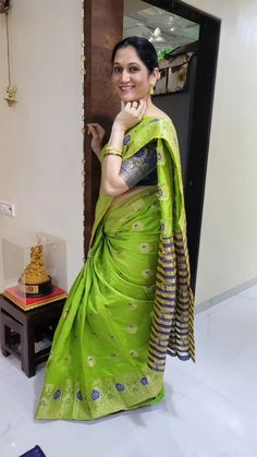 Saree Casual, Saree Pic, Kashta Saree, Half Sarees, Arabian Beauty Women, Arabian Beauty, Women Photography