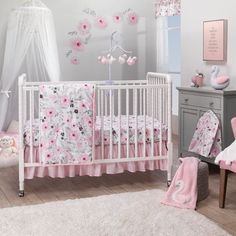 knotted crib bumper Pink Crib Bedding, Girls Bedroom Sets, Small Nursery Ideas, Baby Crib Sets, Crib Mobiles, Girls Nursery Decor, Pink Crib, Small Nursery, Baby Crib Bedding Sets