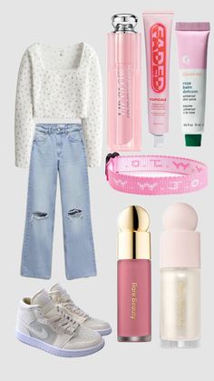 clean girl aesthetic out fit ideas. less makeup more focus on skin care and some great lip balms. #affiliate Clean Girl Outfit, Clean Girl Aesthetic, Fit Ideas, Teenager Outfits, Lip Balms, 8th Grade, Clean Girl, Lookbook Outfits, Outfit Idea