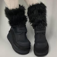 Platform Fur Boots, Puffy Shoes, Puffy Boots, Fluffy Boots, Aesthetic Shoes, Pretty Shoes, Dream Shoes, 2000s Fashion