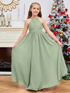 Keep your little bridesmaids cute and timeless with this Halter Floor-Length Chiffon Junior Bridesmaid Dress. Crafted with soft, lightweight chiffon and a halter neckline, this dress is perfect for any special day. The floor-length design provides elegant sophistication and ensures your bridesmaids are comfortable throughout the day. Green Junior Bridesmaid Dresses, Lime Green Bridesmaid Dresses, Lemon Bridesmaid Dresses, Marigold Bridesmaid Dress, Mint Green Bridesmaid Dresses, Turquoise Bridesmaid Dresses, Bridesmaid Dresses Dusty Sage, Sage Bridesmaid Dresses, Bridesmaid Dresses Uk