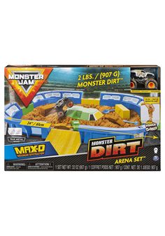 the monster dirt arena set is in its box