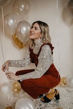 Christmas Eve Outfit, Casual Christmas Party, Trendy Christmas Outfits, Xmas Outfits, Christmas Party Outfit, Nye Outfits, Christmas Outfits Women, Christmas Party Outfits, Eve Outfit