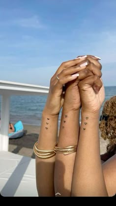 Matching Tats With Sister, Matching Arm Tattoos Best Friends, Matching Tattoos Sisters And Mom, Meaningful Friend Tattoos, Tattoo Idea Matching, Matching Tattoos On Hand, Matching 4 Tattoos, Henna Matching Best Friends, Small Matching Tattoos For Cousins Simple