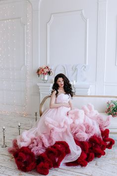 Платье облако Градиент Baby Bump Clothes, Baby Bump Photos, Bump Photos, Pretty Quinceanera Dresses, Kampot, Red Wedding Dresses, Womens Wedding Dresses, Maternity Photo Shoot, Stylish Maternity