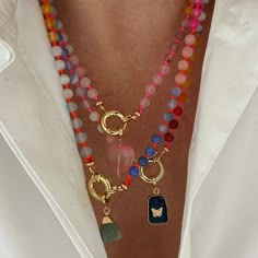 Bright Jewelry, Estilo Hippie, Rainbow Necklace, Dope Jewelry, Jewelry Lookbook, Girly Jewelry, Bead Jewellery, Beautiful Necklace, Jewelry Inspo