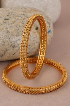 Shop for Smars Jewelry Leaf Bangles (Set of 2) Online at Aza Fashions 10gm Gold Bangle, Bangle Set Gold Design, 2 Bangles Set Gold, Bangle Designs Gold Indian, Unique Bangle Designs Gold, Bangles Jewelry Designs Gold Antique, Good Bangles Design, Golden Bangles Design