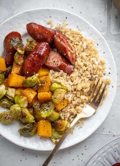 sausage maple pan sheet butternut squash sprouts brussels smoked easy savory satisfying delicious whole both sweet super family make Butternut Squash And Brussels Sprouts, Sheet Pan Sausage, Pan Sausage, Sheet Pan Suppers, Salad With Sweet Potato, Prepped Lunches, Turkey Sausage, Lunch Meal Prep, Sheet Pan Dinners