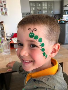 Tiny Face Paint Ideas, Simple Facepainting Ideas Easy For Kids, Step By Step Face Painting Easy, Simple Kids Face Paint, Fall Face Painting Ideas For Kids, Easy Face Painting Ideas For Kids Simple Cheek Art, Easy Face Painting Designs Simple, Cheek Face Paint