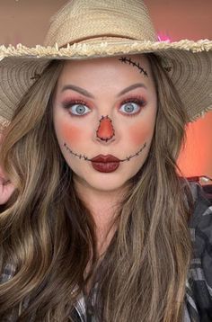 Halloween Costumes With Good Makeup, Scarecrow Make Up Easy, Halloween Scarecrow Face Paint, Easy Cute Scarecrow Makeup, Step By Step Scarecrow Makeup, Scare Crow Make Up For Women Easy, Scarecrow Halloween Makeup Looks, Girls Scarecrow Makeup, Easy Scare Crow Halloween Makeup