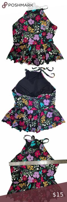 SEA ANGEL Flower Print Halter Tankini Bathing Suit Top Sea Angel, Halter Tankini, Boutique Store, Bathing Suit Top, Boutique Stores, Flower Print, Bathing Suit, Flower Prints, Tankini