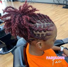 Cute Loc Retwist Styles, Locs Hair Styles Women, Barrel Twist Loc Styles Women, Easy Loc Updo Styles, Starter Loc Retwist Styles For Women, Short Retwist Locs Style, Loc Barrel Style, Started Locs Styles, Short Dreadlock Hairstyles For Girls