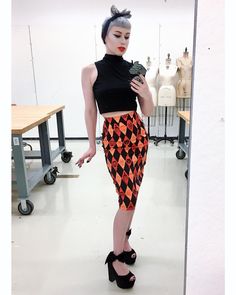 Goth Pinup, Halloween Skirt, Goth Outfits, Work Clothes