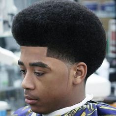 New Look Afro Hair Line Up, Temp Fade Haircut, V Shaped Haircut, Razor Fade, Taper Fade Curly Hair