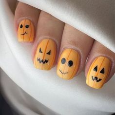 "Best Fall Nails 2024: Trends & Tutorials" Best Fall Nails, Firework Nail Art, Pumpkin Nail Designs, Orange Acrylic Nails, Firework Nails, Christmas Nail Stickers, Simple Fall Nails, Halloween Acrylic Nails