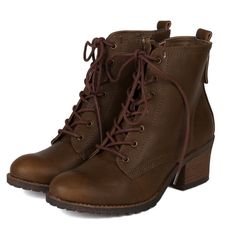 Nib Qupid Boots Size 6.5 Make An Offer! Casual Lace-up Boots With Stacked Heel And Round Toe, Casual Lace-up Boots With Stacked Heel, Casual Ankle-high Lace-up Boots With Stacked Heel, Brown Vintage Boots, Boot Heels, Qupid Shoes, Vintage Inspired Outfits, Brown Vintage, Vintage Boots