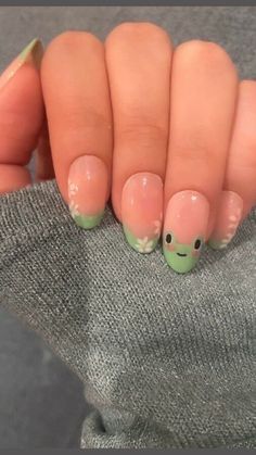 Anime Nails, Green Nail, Simple Acrylic Nails, Cute Gel Nails, Acrylic Nails Coffin Short, Funky Nails, Floral Nails, Nail Arts