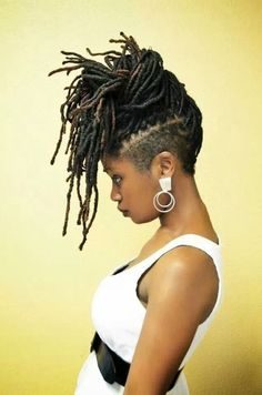 Locs Mohawk Styles, Faux Locs Mohawk, Locs Mohawk, Women With Dreads, Braids Updo For Black Women, Undercut Dreadlocks, Updo For Black Women, Women Shaved Sides, Braids Updo