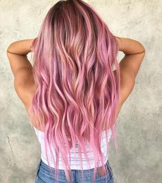 Pink/peach/opal-toned balayage finished off with beachy waves. Toned Balayage, Rose Gold Hair Shades, Purple Blonde, Valentines Hair, Peach Hair Colors, Best Ombre Hair, Hair Dyed