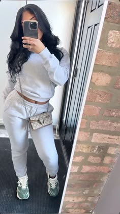 Cute Chill Outfits Baddie, Chill Black Women Outfits, Chill Fits Black Women, Cute Chill Outfits Black Women, Chill Outfit, Outfits Simple, Chill Fits, Day Outfits