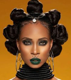 Cool Black Hairstyles, Zen Window, Bantu Knot Hairstyles, Hair Knot, Bantu Knots, Hair Shows, Hair Reference