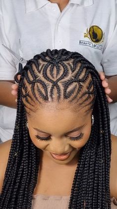 Latest Hairstyles For Ladies, Tail Hairstyles, Kenyan Women, Corn Row, Lemonade Braids Hairstyles, Beauty Space, Pretty Braids