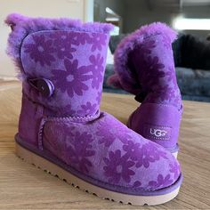 Never Worn Purple Floral Bailey Button Boots. Super Soft! Purple Teddy Bear Shoes, Kids Uggs, Cute Nike Shoes, Cute Nikes, Ugg Shoes, Purple Floral, Kids Shoes, Nike Shoes, Shoes Sandals