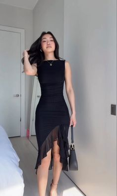 Gaun Fashion, Chique Outfits, Dress For Spring, Slim Dress, Trim Dress, Grad Dresses, Slim Dresses