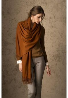 BELLINZONA 100% Vicuna Shawl Live Animals, On Live, Diamond Shaped, Classic Outfits, Golden Color, Wooden Box, Shape Patterns, Scarf Shawl, Diamond Shapes