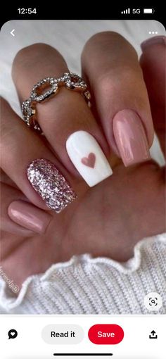 Valentines Nail Art Designs, Unghie Sfumate, Manicure Colors, Valentine Nail Art, February Nails, Nail Designs Valentines, Heart Nails, Fancy Nails