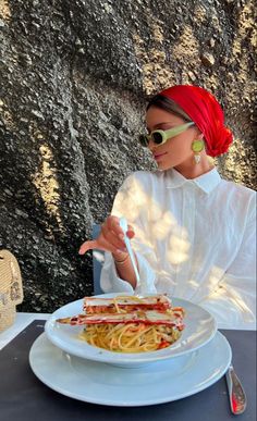 Bali Outfit Ideas Hijab, Summer Outfits Italy, Amalfi Coast Outfits, Hijabi Fashion Summer, Mode Turban, Stylish Short Dresses