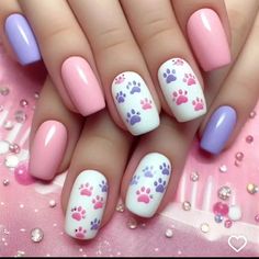 Short Cat Nails Acrylic, Animal Nails Cute, Simple Kids Nail Designs, Paw Nails Designs, Cute Kids Nails Ideas, Kid Nail Designs Cute, Puppy Nails Designs, Cute Nail Designs For Kids, Cat Paw Nails