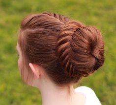 perf mix of casual and fancy Plaited Hairstyles, Fishtail Bun, French Fishtail, Christmas Hairstyles, Party Hairstyles, Hair Dos, Gorgeous Hair, Trendy Hairstyles, Bridesmaid Hair