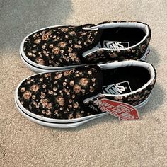 Vans Shoes Outfit Women Style, Vans Shoes Outfit Women, Black Vans Outfit, Shoes Outfit Women, Vans Shoes Outfit, Vans Aesthetic, Vans Collection, Van Color