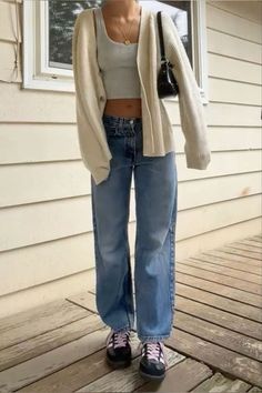 Mid Waisted Jeans Outfit, Valentine’s Day Casual Outfit, Cold Spring Outfit Aesthetic, Cute Jeans Outfit Spring, Crop Top Layering Outfits, How To Style Basics, Cozy Core Outfit, Fitted Sweater Outfit, Trendy College Outfits