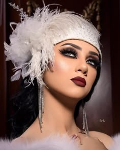 Charleston Style 1920s, Great Gatsby Makeup And Hair, Flapper Makeup 1920s, Vintage Makeup 1920s