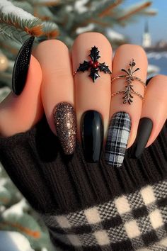 Get into the holiday spirit with gorgeous Black Christmas Nails! This post features a variety of nail designs that blend white, gold, red, silver, and green for a festive touch. Whether you like your nails short and simple or classy and cute, there’s a style for everyone. From elegant goth designs to fun french tips, these nails will make your Christmas merry and bright! Nails Short And Simple, Fun French Tips, Black Christmas Nails, Black Gold Nails, Christmas Merry And Bright, Elegant Goth, Black Nails With Glitter, Elegant Manicure, Glitter Accent Nails