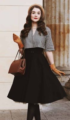 Vintage 1950s Aesthetic Outfits, 1950s Casual Outfits, Vintage Office Outfit, 1950s Fashion Women Casual, 50s Aesthetic Fashion, Vintage Outfits Classy Modern, 50s Outfit, 40s Mode, 40's Style