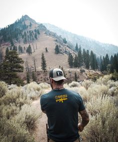 Mens Rugged Aesthetic, Outdoors Man Aesthetic, Logger Man Aesthetic, Hiker Aesthetic Men, Country Man Aesthetic, Rugged Man Aesthetic, Hiking Man Aesthetic, Tactical Outfit, Outdoorsy Man