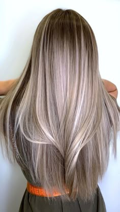 Gorgeous Hair Color, Long Hair Color, Beautiful Hair Color, Brown Hair Balayage, Blonde Hair Inspiration, Blonde Hair Looks, Blonde Hair With Highlights, Brown Blonde Hair, Long Blonde