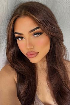 Matte Face Makeup, Hrush Achemyan Makeup, Good Base Makeup, Brown Lip Liner Combo Latina, Makeup Lip Ideas, Bridal Lip Combo, Neutral Lip Combo, Lip Liner Black Women, Lip Combos Matte