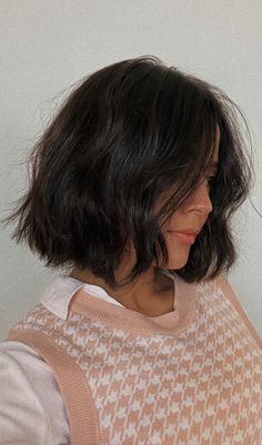 Layered Bob Hairstyles Dark Hair, Short Haircut Women Wavy Hair, Short Dyed Brown Hair, Short Thick Dark Brown Hair, Short Darker Hair, Short Neck Short Hair, Textured Bob Dark Hair, Short Espresso Brown Hair, Short Bob Hairstyles Dark Hair